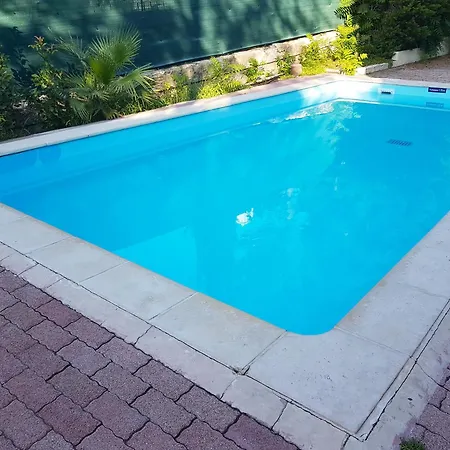 Confortable à Nice, 25 M² Avec Piscine Partagée *