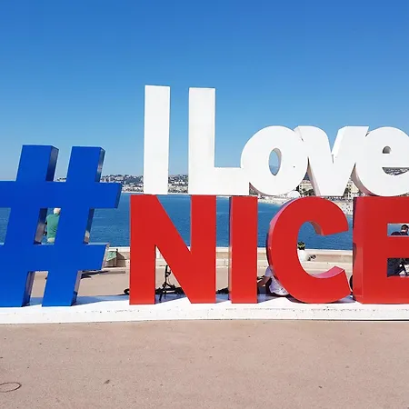 Apartamento Confortable à Nice, 25 M² Avec Piscine Partagée