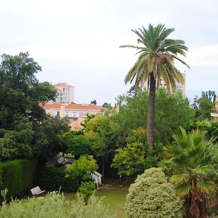 Confortable A 25 M² Avec Piscine Partagee Apartment Nice